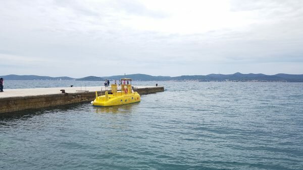 semi submarine in zadar